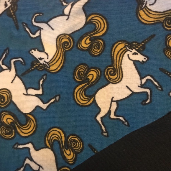 Lularoe 3/4 sleeve unicorn top. Good condition! - Picture 2 of 3